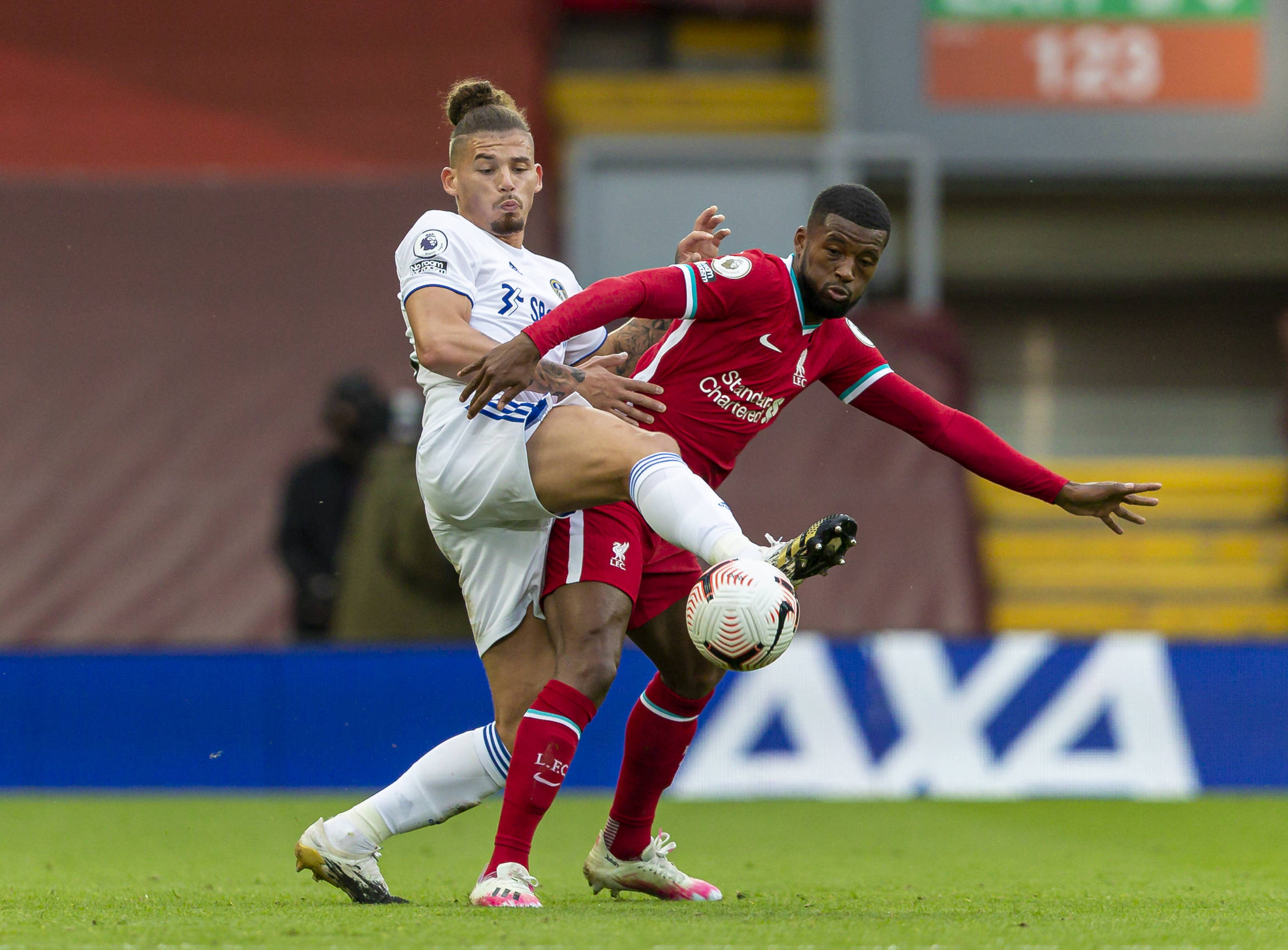 在赛场上继 在赛场上继